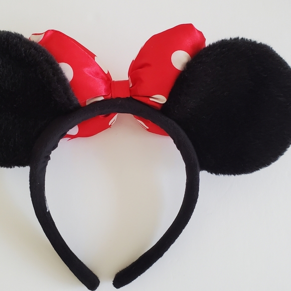 Authenic Minnie Mouse Accessories - Picture 3 of 6